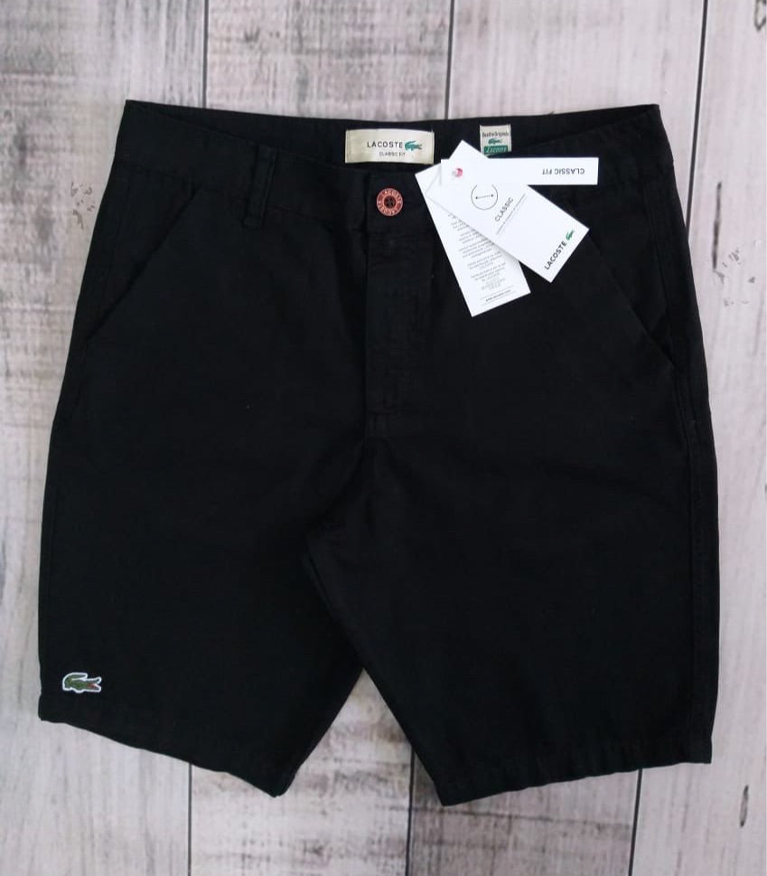 Bermuda Masculina Classic Fit Lacoste - Preta