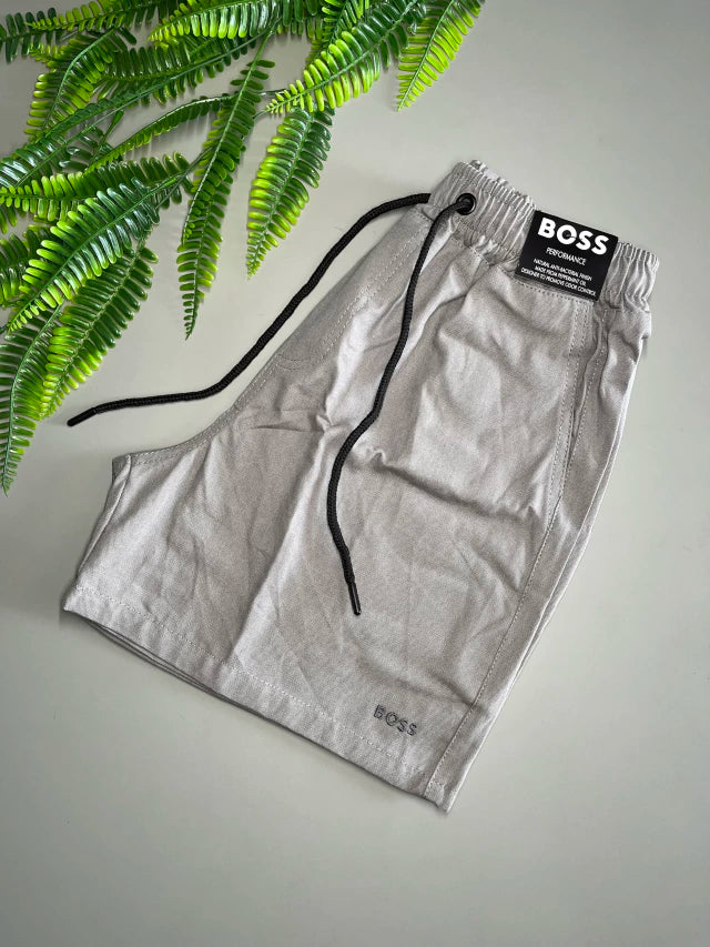 (PAGUE 2 LEVE 4) Shorts Mauricinho Hugo Boss